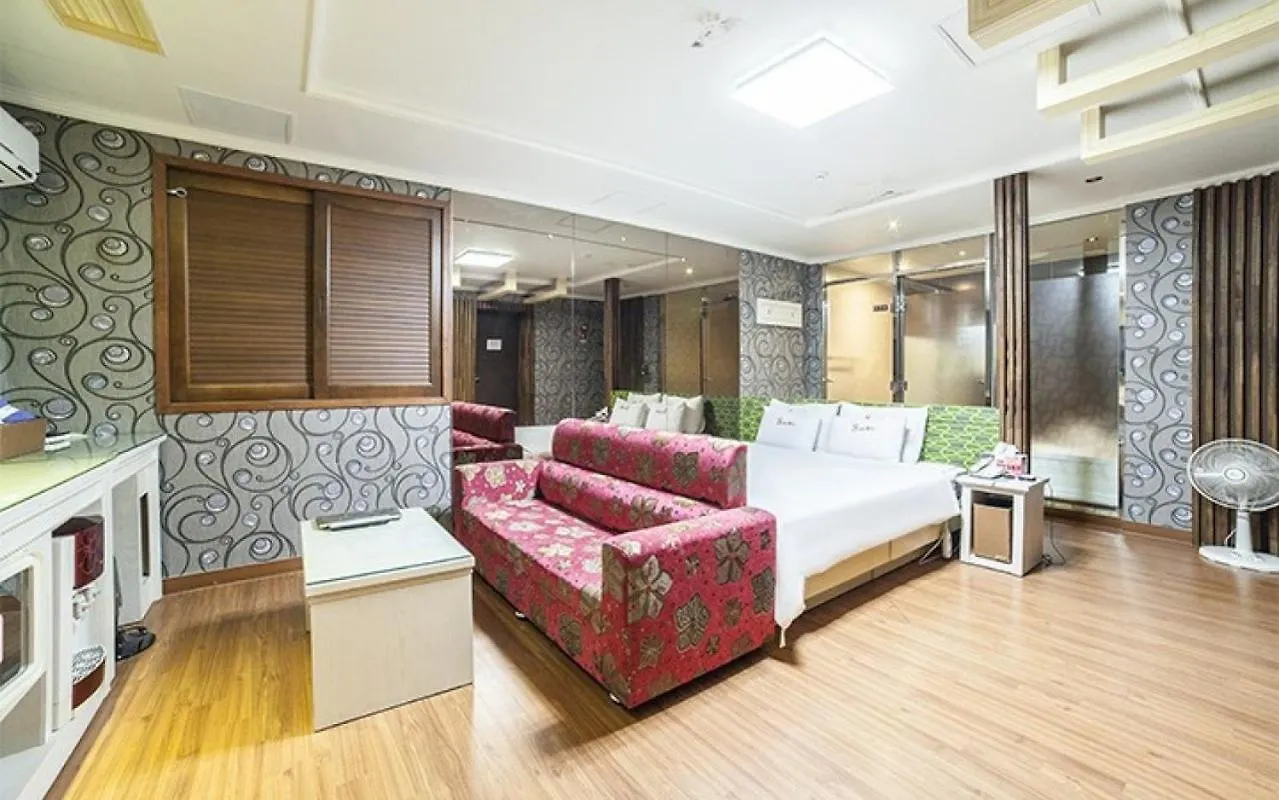 Haeundae S1 Hotel Busan 0*,  South Korea